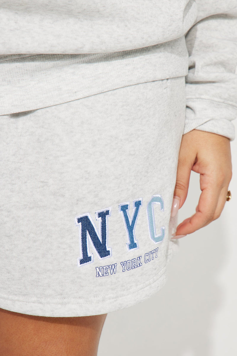 https://cdn.shopify.com/s/files/1/0293/9277/files/01-18-24_S4_50_RKS31881NYC_HeatherGrey_TK_PC_14-15-22_PLUS_34060_PXF.jpg?v=1706817773